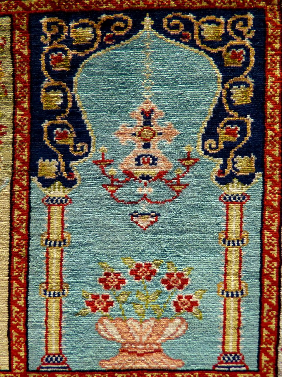 Professional headshot of satisfied customer Maria Rodriguez